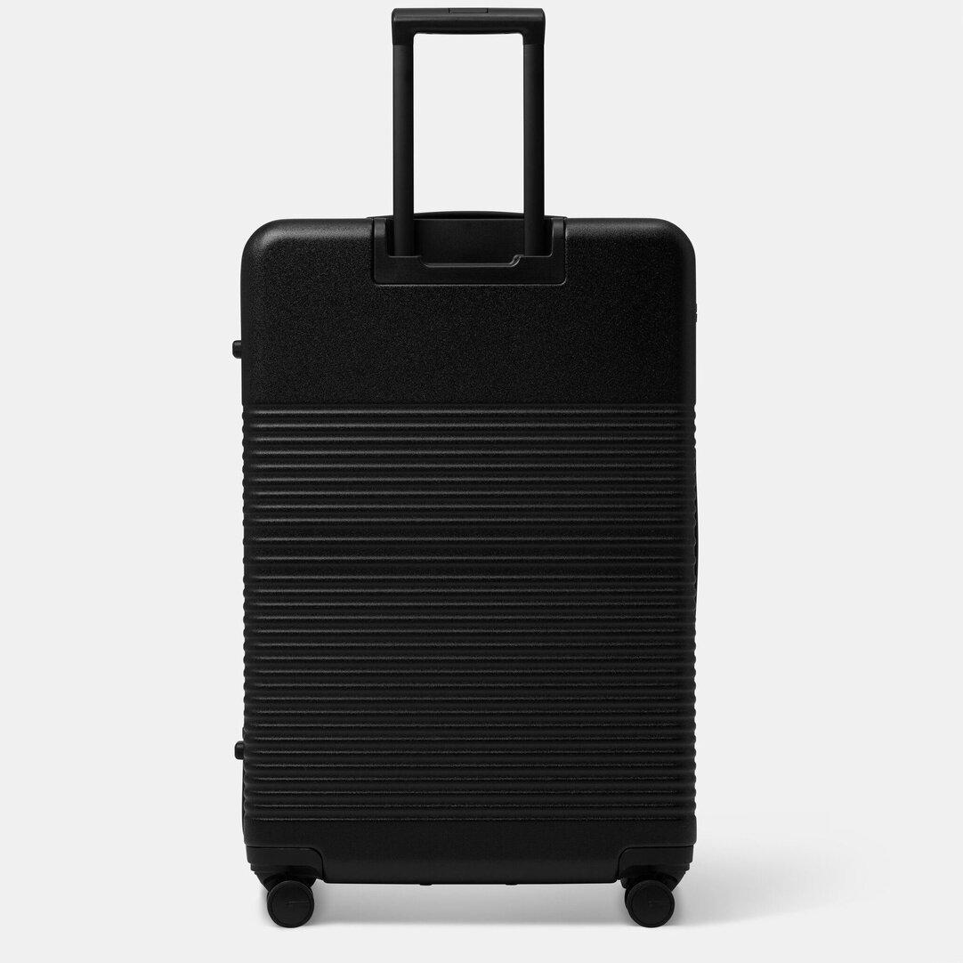 Large Check-In Case | Black | Premium & Sustainable